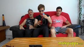 Jeff Drizzle and Richard Lennox tickles and torments the stinky feet of Elis