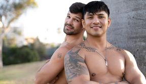 Passionate men hook up for sex in mind-blowing bedroom positions
