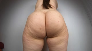 Big fat ass shake in slow motion