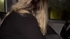 avevo voglia di sentire qualcosa dentro , non ho resistito ed ho messo il freno a mano dentro di me