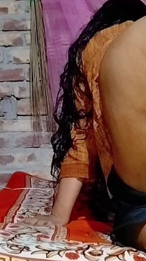 Desi Village Girl Tasneem First Time Painfull Sex in Doggy Style Position