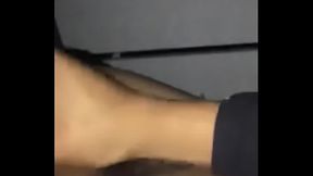 se masturba para mi en su cama