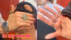 Cleo Domina - In my hands