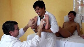 ”Rave Visits Doc Tickles”