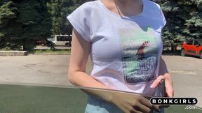 Stranger with Big Tits Sucks Dick and Fucks in Car for Cash