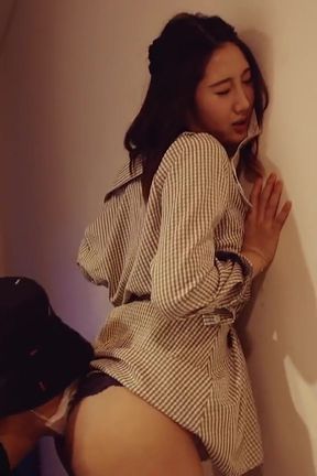 Fuck Hot MILF in Coffee Shop and Public Toilet