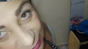 vivi guedez - anal no pelo - corretor mete rola na coroa... onde ela foi dominada e fodida ate o fundo daquele jeitinho que toda safada.