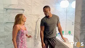 Tylee Texas In Preview: The Pros 3some