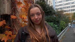 Charlotte Lyceenne Three-some Anal/double Avec Vieux