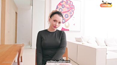 Hot Babysitter Wanted a Job, Got a Mouthful Instead