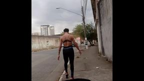 sabrina prezotte dando uma voltinha em uma das ruas de prostituicao da barra funda em sp...