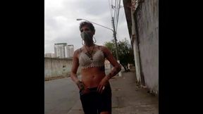 sabrina prezotte dando uma voltinha em uma das ruas de prostituicao da barra funda em sp...