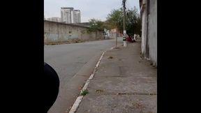 sabrina prezotte dando uma voltinha em uma das ruas de prostituicao da barra funda em sp...