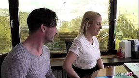 Deutscher Lehrer fickt kurviges Teen Jana Schwarz bei der Nachhilfe