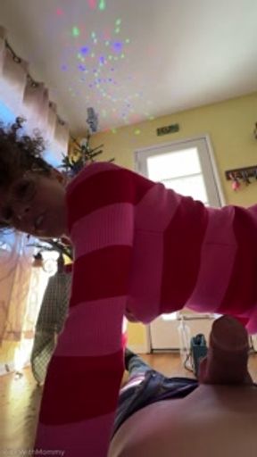 Quickie Under The Christmas Tree Cum Down My Chimney