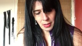 Glimpsing Down The Cleavage