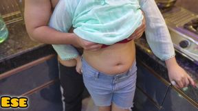 Siddi-saadi Ladki Ko lagaya Chudai Ka Shauq..