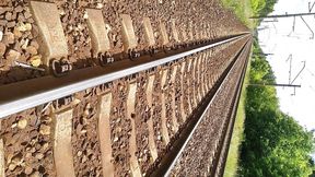 Toes  travel by rail