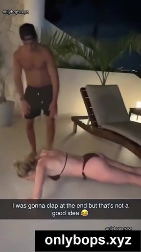 Amateur teen shares content on TikTok & OnlyFans