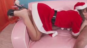 Santa Delights with a Festive Ami Creampie Fantasy