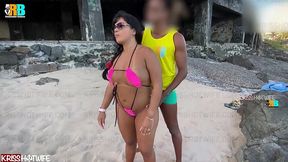 aventura com casal. cuckold da kriss hotwife filmando esposa namorando com negao dotado realizador baiano pelas ruas e praias de salvador . exibicionismo e muito sexo ao ar livre com mulher de