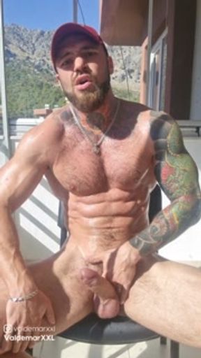 Muscled stud flexing and jerking
