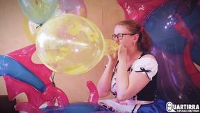 Q700 Derpy unties 6 helium 14'' Unicorn balloons and blows them to pop - 1080p