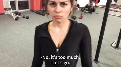 Hard work out with big tits girlfriend coach gives her sloppy blowjob outside