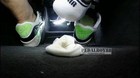 Driving with loose Nike Air Max - Part2of3 - take off Socks