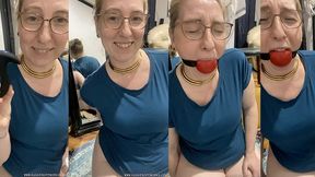 Melissa tries out a new electro buttplug