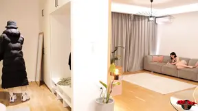 Hot Beauty Mia Stone Meets Freakyt