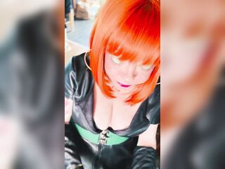 Who Doesn't Love This British Tart Smokin' For U In Leather Gloves & Rings! Tina Snua Smoker