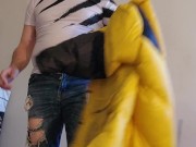 Juicy Man jerker caught in public! Newsflash!