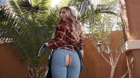 Big Ass Housewife in Ripped Jeans - Horny and Ready to Fuck!