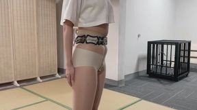 Metal frame and X-frame for split-leg standing fixation and adjustment