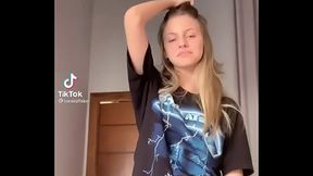Cameltoe - novinha de shortinho