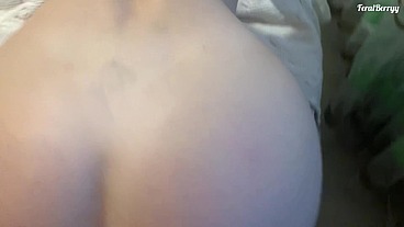 Sexy slender girl bounces her perfect ass on her boyfriend's dick (full video) FeralBerryy