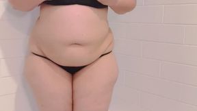 BBW TAKING HOT STEAMY SHOWER BELLY PLAY