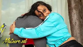 Talented mature woman gives incredible pussy eating that makes her partner lose her fucking mind