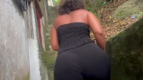 Latina girlfriend gives sexy blowjob in a favela before wife arrives