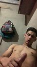 Masturbandome y llega la vecina