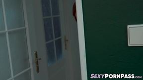 Redhead lesbians Katy Rose and Clemence Audiard scissor after fingering