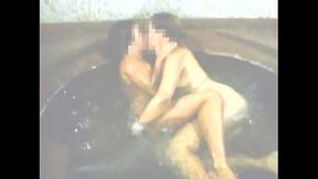 NA PISCINA ANGEL E MARTA