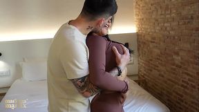 Big-ass Colombian fucks a stranger she meets on the train - Mariana Martix &amp_ Papi Rodriguez