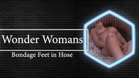 Heroine Wonder Womans in foot Bondage