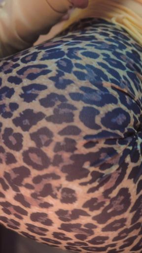 Leopard Leggings Porn - Keep Fucking After Cum Makes Big Tits Bounce! Lilykoti