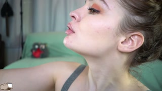 Spit Play Deep Throat Dildo BJ Live on Cam Mary Moody