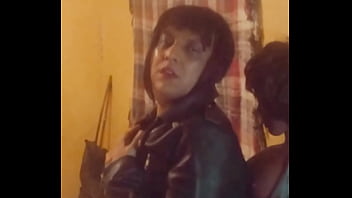 Nicki quiere m&aacute_s masajes prost&aacute_ticos