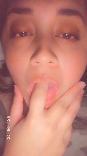 Cum-loving homemade blowjob hottie