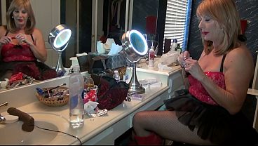 Rae Hart - Behind the scenes